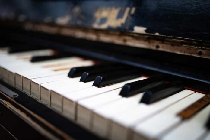 Piano,Day,,World,Music,Day,,International,Music,Day,,Broken,And