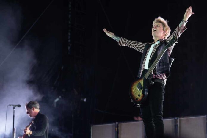 Green,Day,Perform,At,The,When,We,Were,Young,Festival