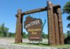 Wisconsin welcome sign at roadside