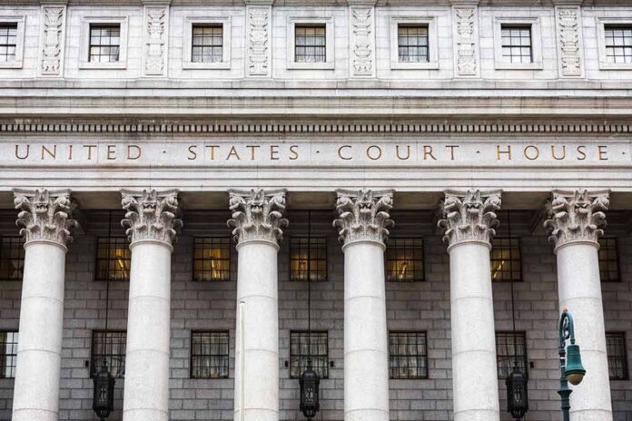 United States courthouse facade with Corinthian columns